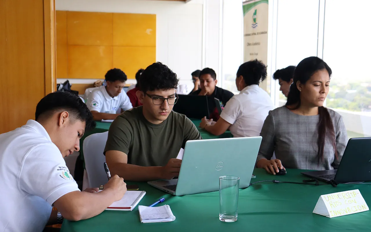 Estudiantes UCN